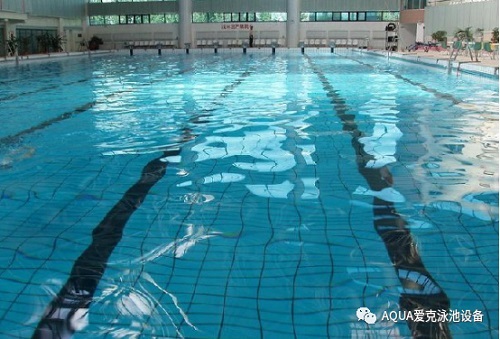 正规麻豆三级高潮性爱片水质清澈