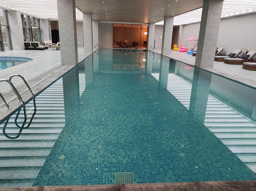 均和雨山前室内恒温麻豆三级高潮性爱片