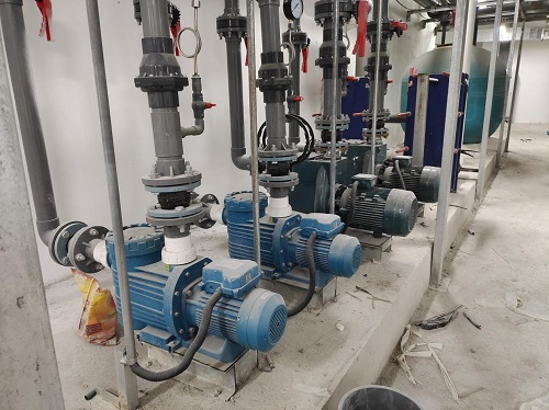 循环水泵、过滤砂缸