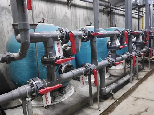 AQUA91麻豆电影在线观看麻豆三级高潮性爱片过滤砂缸