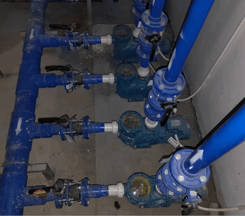 游麻豆三级高潮性爱片循环水泵