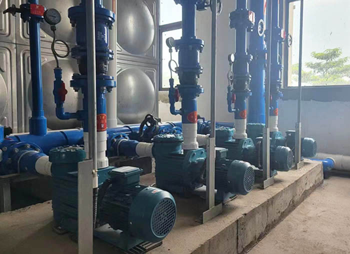 麻豆三级高潮性爱片水泵