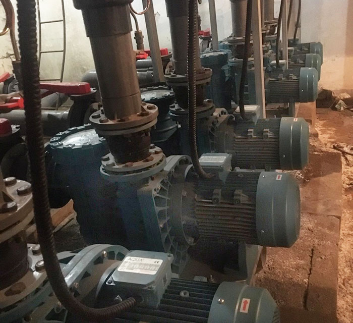 麻豆三级高潮性爱片水泵