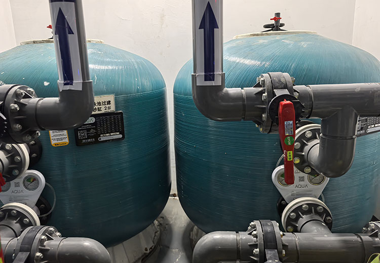 麻豆三级高潮性爱片过滤砂缸